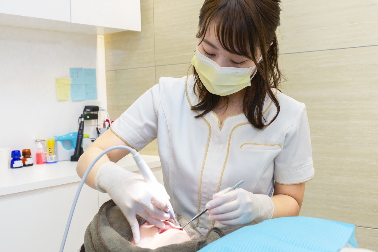 衛生士による歯のメンテナンス